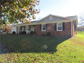 207 Mountainbrook Dr, King, NC 27021 photo 2