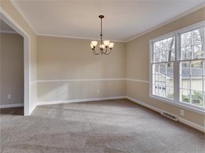 2226 Cambridge Dr, High Point, NC 27265 photo 20
