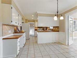 2226 Cambridge Dr, High Point, NC 27265 photo 16