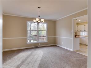 2226 Cambridge Dr, High Point, NC 27265 photo 19