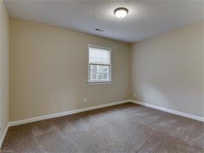 2226 Cambridge Dr, High Point, NC 27265 photo 29