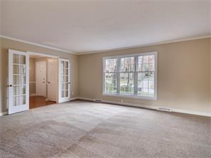 2226 Cambridge Dr, High Point, NC 27265 photo 22