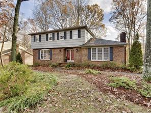 2226 Cambridge Dr, High Point, NC 27265 photo 3