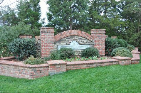 2814 Fallin Ct, High Point, NC 27262 photo 2