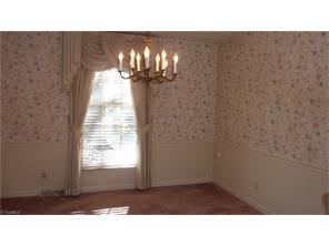 2725 Farmbrook Rd, Winston Salem, NC 27103 photo 5