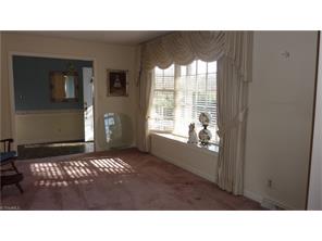 2725 Farmbrook Rd, Winston Salem, NC 27103 photo 3