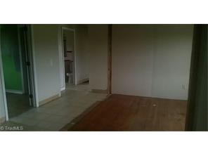 5887 Oak Knoll Dr, Trinity, NC 27370 photo 8