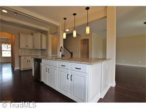 121 Kreeger, King, NC 27021 photo 9