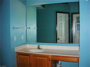 4302 Kirkstone Dr, High Point, NC 27265 photo 22