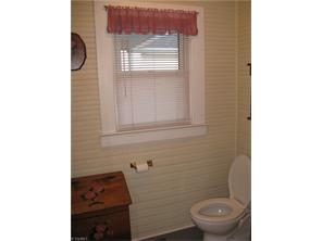 610 W Kapp St, Dobson, NC 27017 photo 21