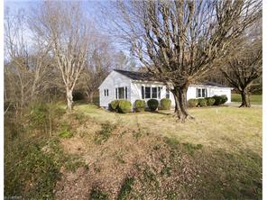 320 Tatum Rd, Olin, NC 28660 photo 1