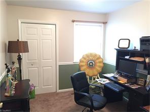 719 Old Barn Cir, Pilot Mountain, NC 27041 photo 17