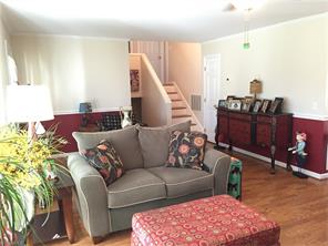 719 Old Barn Cir, Pilot Mountain, NC 27041 photo 9