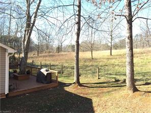 719 Old Barn Cir, Pilot Mountain, NC 27041 photo 22