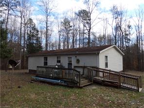 6860 Creek Hills Dr, Trinity, NC 27370 photo 2