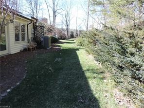 1607 Ternberry Rd, High Point, NC 27262 photo 13