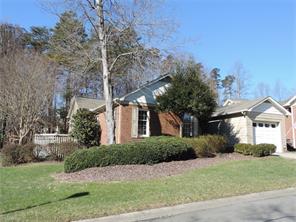 1707 Chickadee Pt, High Point, NC 27262 photo 1