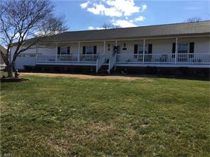 878 Mountain View Rd, King, NC 27021 photo 5