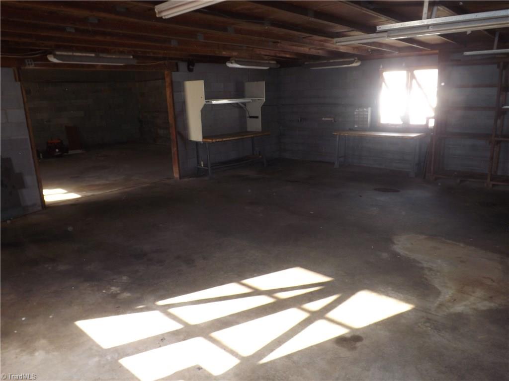 5564 Davis Rd, Walkertown, NC 27051 photo 20