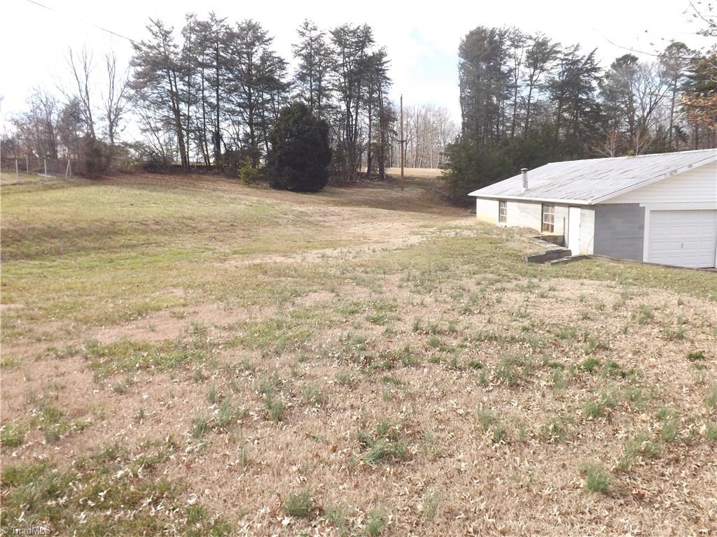 5564 Davis Rd, Walkertown, NC 27051 photo 19