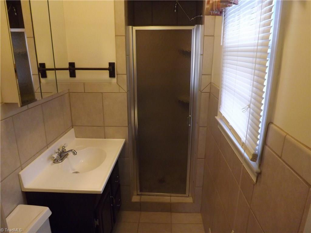 5564 Davis Rd, Walkertown, NC 27051 photo 13