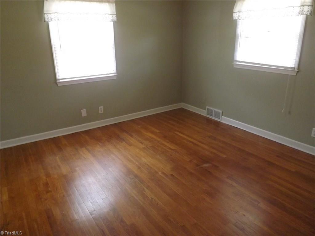 5564 Davis Rd, Walkertown, NC 27051 photo 12