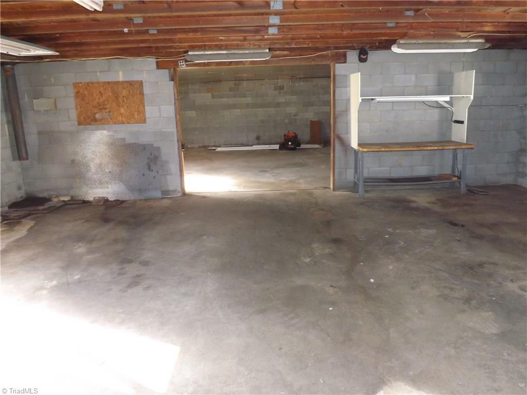 5564 Davis Rd, Walkertown, NC 27051 photo 21