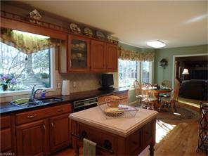 4688 Oakview Dr, Trinity, NC 27370 photo 13
