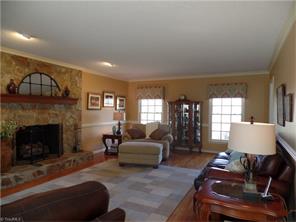 4688 Oakview Dr, Trinity, NC 27370 photo 4