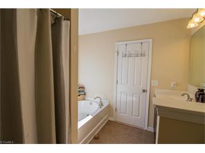 6728 Maize Dr, High Point, NC 27265 photo 22