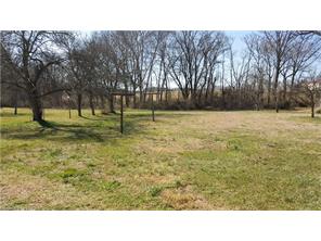 204 Pilot View Dr, King, NC 27021 photo 2