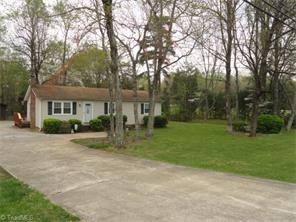 4955 Hoover Hill Rd, Trinity, NC 27370 photo 2