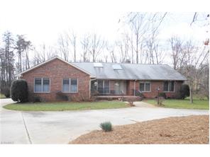 150 Ken Dan Ct, High Point, NC 27265 photo 1