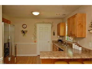 4008 Glasgow Ct, High Point, NC 27265 photo 10