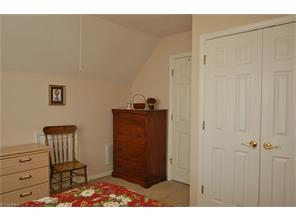 4008 Glasgow Ct, High Point, NC 27265 photo 22