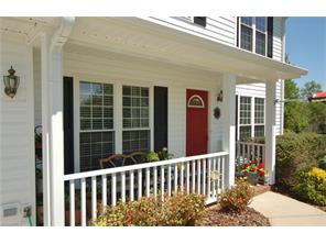 4008 Glasgow Ct, High Point, NC 27265 photo 2