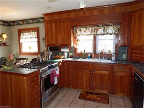 132 Dillon Ave, Elkin, NC 28621 photo 7
