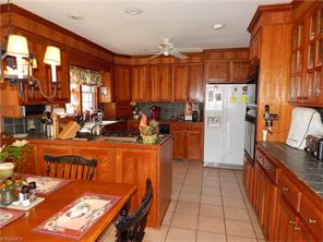 132 Dillon Ave, Elkin, NC 28621 photo 6