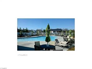 821 Hedgepath Ter, High Point, NC 27265 photo 15