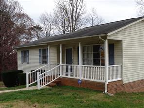 106 Hazel Ct, King, NC 27021 photo 1