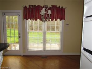 6803 Bugle Run Dr, Oak Ridge, NC 27310 photo 11