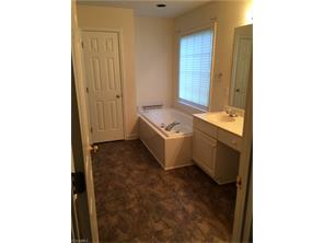 912 Whitney Ct, High Point, NC 27265 photo 6