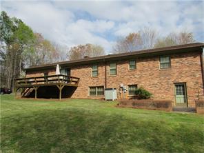 132 Parkview Cir, Pinnacle, NC 27043 photo 14