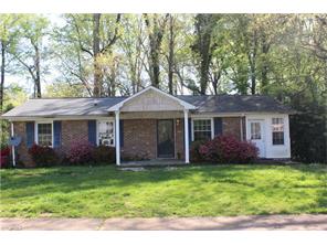 834 Main St, Elkin, NC 28621 photo 1