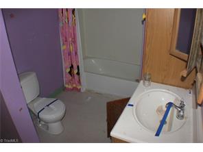 2140 Pine St, Mount Airy, NC 27030 photo 13