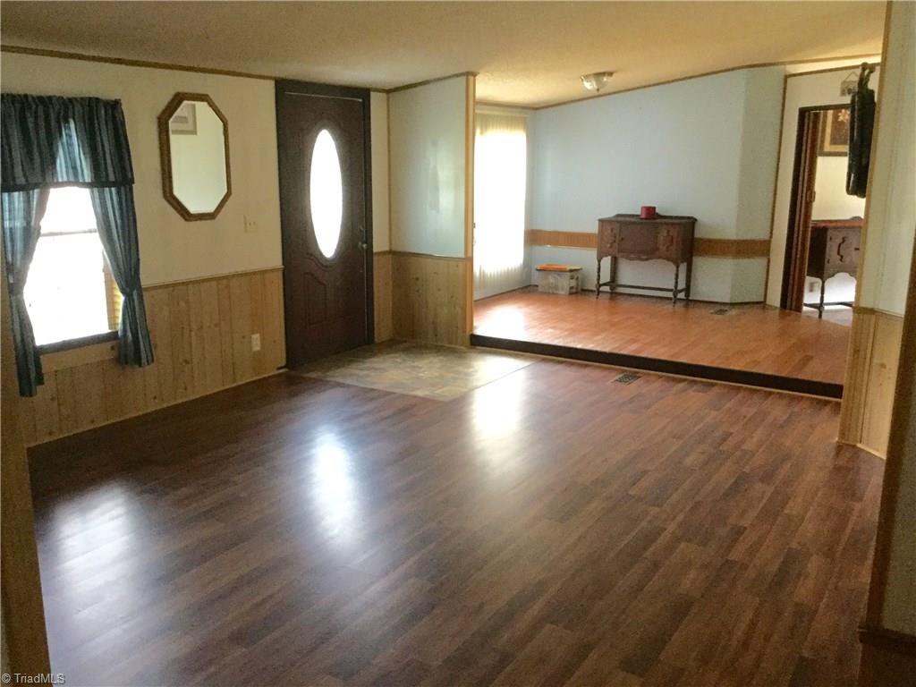 930 Sheffield Rd, Harmony, NC 28634 photo 7