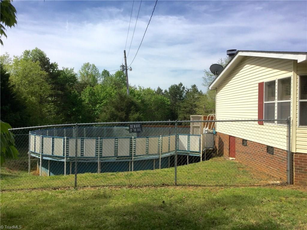 930 Sheffield Rd, Harmony, NC 28634 photo 2