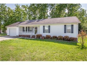 3634 Akers Ct, High Point, NC 27263 photo 2