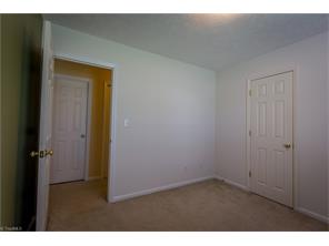3634 Akers Ct, High Point, NC 27263 photo 14