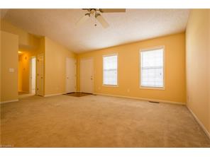 3634 Akers Ct, High Point, NC 27263 photo 5